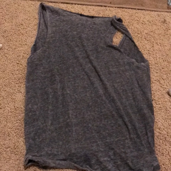 Grey Tank - Picture 2 of 2